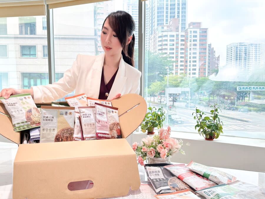 產後,坐月子,藥膳補湯,月子餐,月子水,坐月子,月嫂,月子調理,海外坐月子,yifood,頤珍宮膳,月子30天